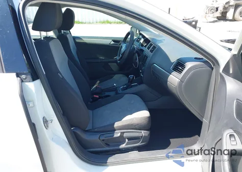 2017 Volkswagen Jetta 1.4T S z USA, uszkodzony, nr VIN 3VW2B7AJ0HM356506